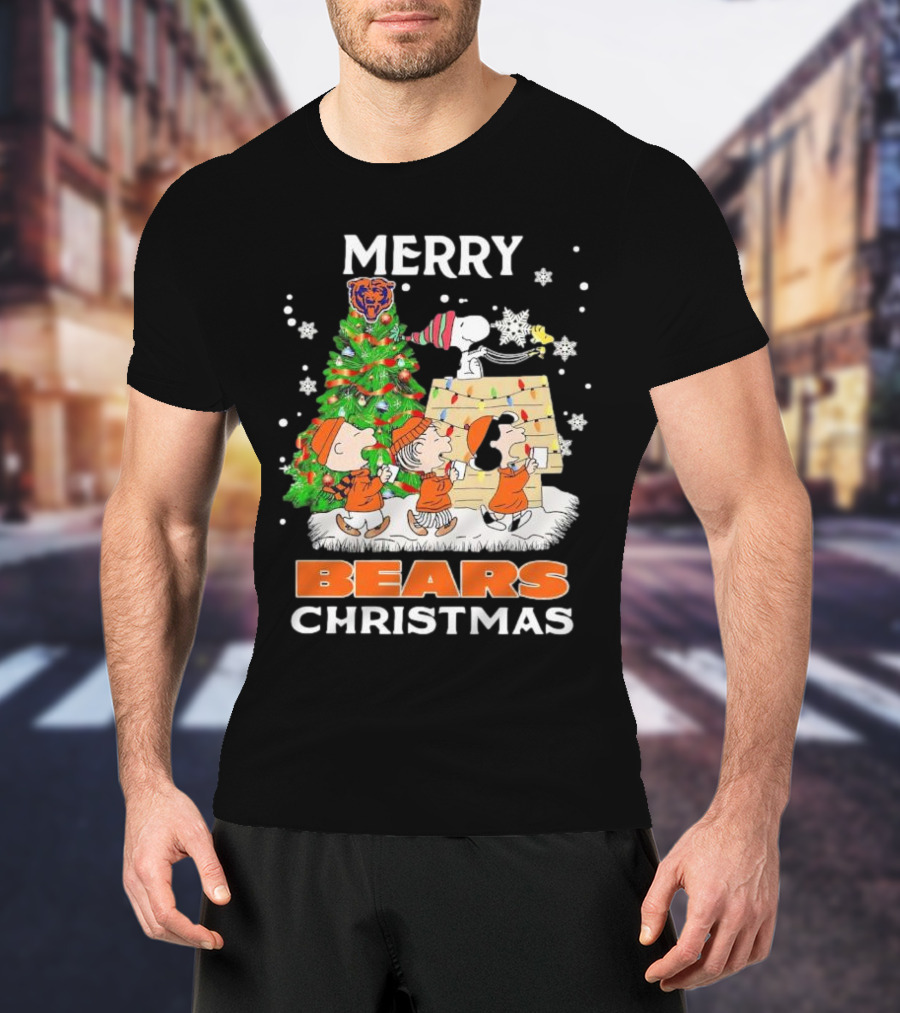 Peanuts Christmas Chicago Bears Merry Holiday Scene T-Shirt