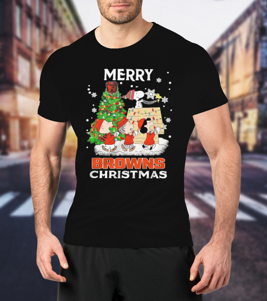 Peanuts Characters Merry Browns Christmas Cleveland Browns T-Shirt