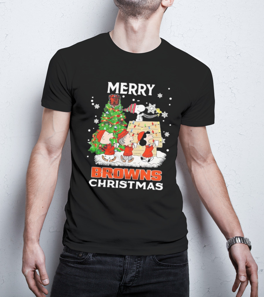 Peanuts Characters Merry Browns Christmas Cleveland Browns T-Shirt