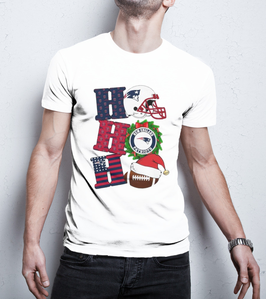 New England Patriots Ho Ho Ho Merry Christmas Football Helmet Wreath Santa Hat Football T-Shirt