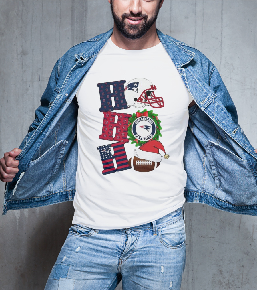 New England Patriots Ho Ho Ho Merry Christmas Football Helmet Wreath Santa Hat Football T-Shirt