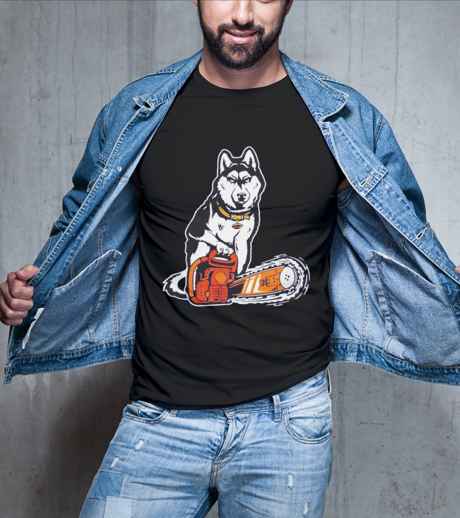 Washington Huskies Beaver Buster Chainsaw Dog T-Shirt