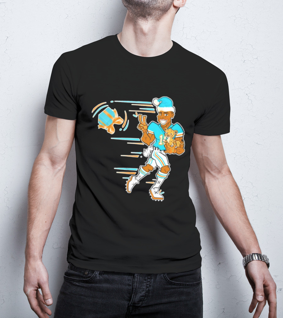 Tyreek Hill Cheetah Claus Football Holiday Player With Cheetah And Santa Hat T-Shirt