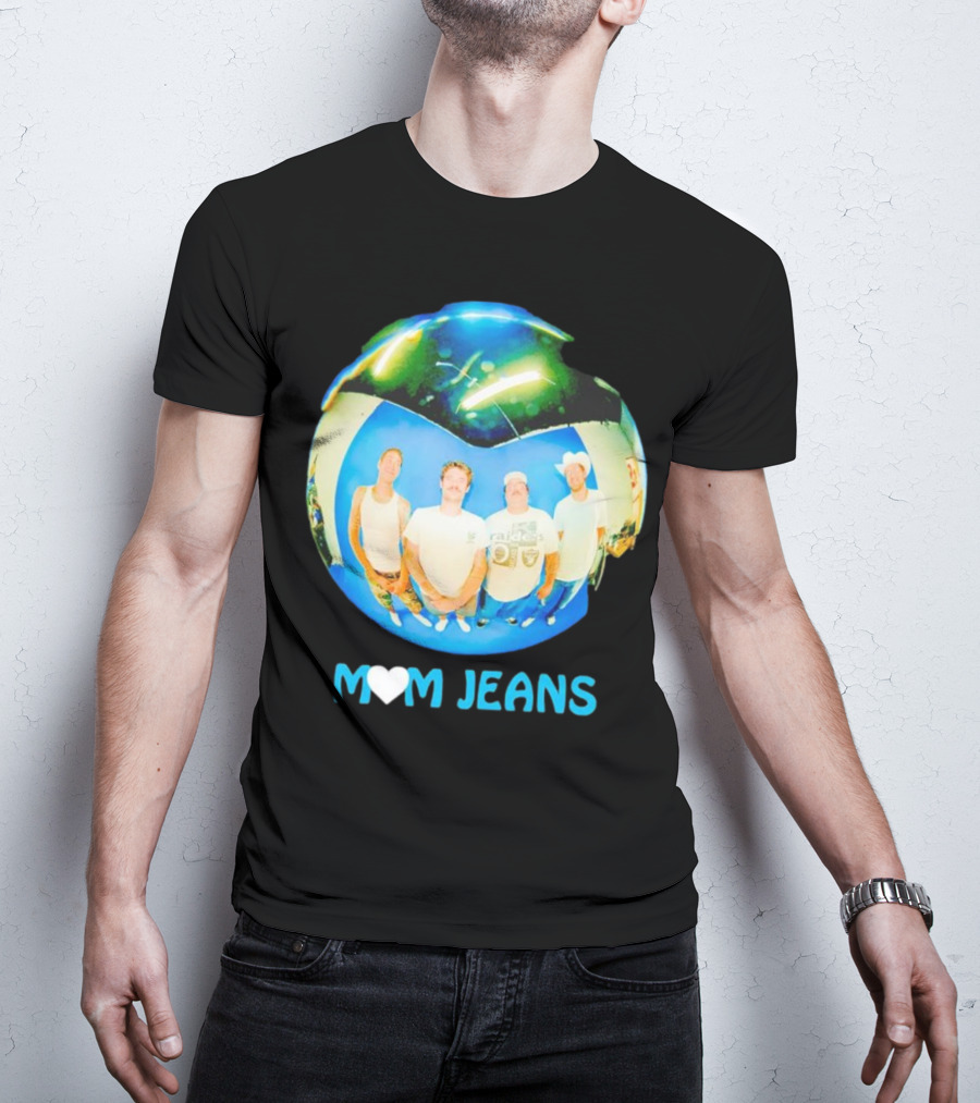 Mom Jeans Heart Raiders Orb Photo T-Shirt