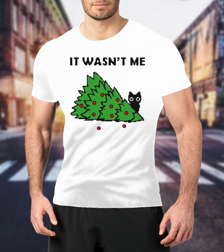 Cat Hiding Behind Christmas Tree It Wasn't Me T-Shirt