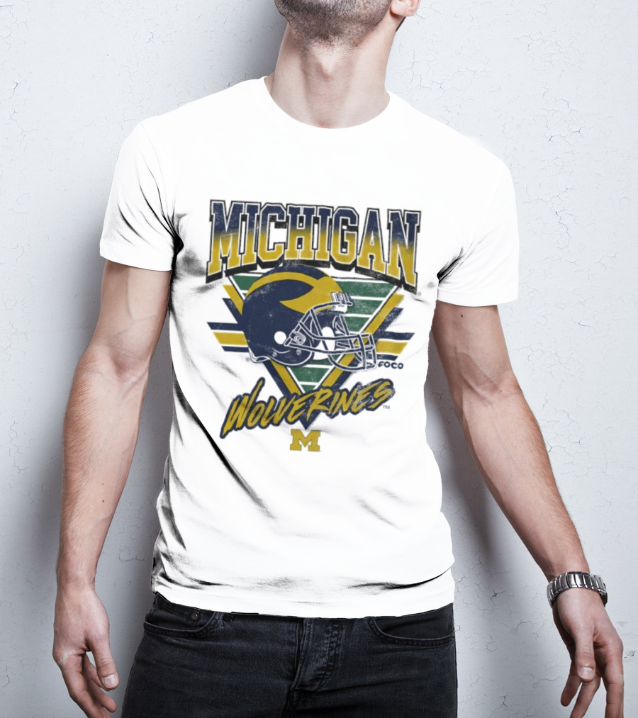 Michigan Wolverines Vintage Triangle Football Helmet M T-Shirt