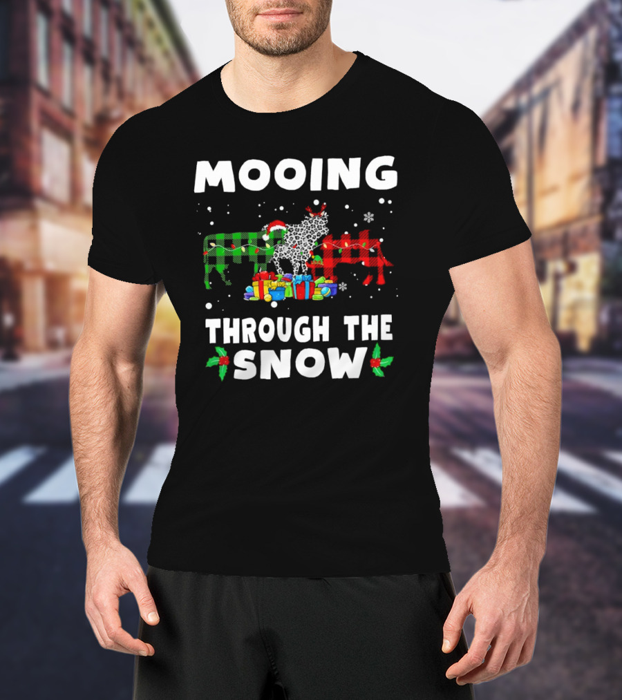 Mooing Through The Snow Christmas Plaid Cows With Presents T-Shirt
