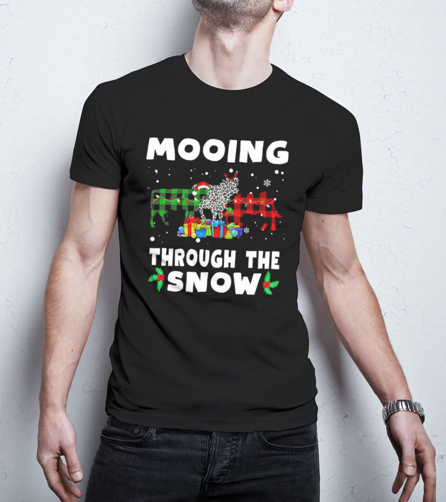 Mooing Through The Snow Christmas Plaid Cows With Presents T-Shirt