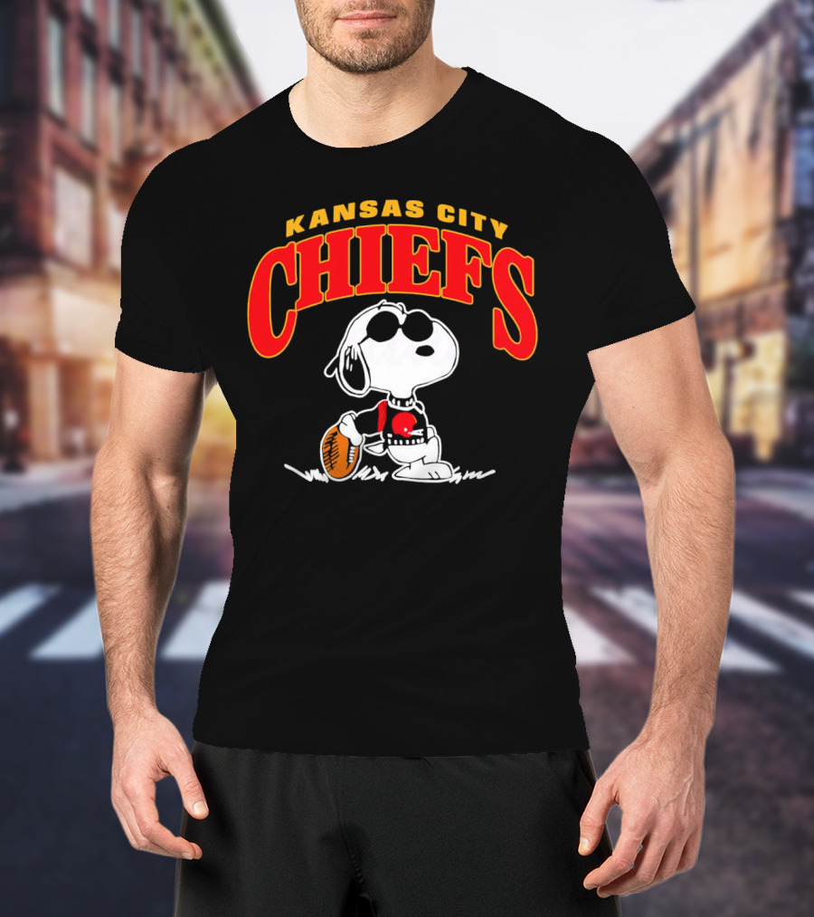 Snoopy Kansas City Chiefs Football T-Shirt