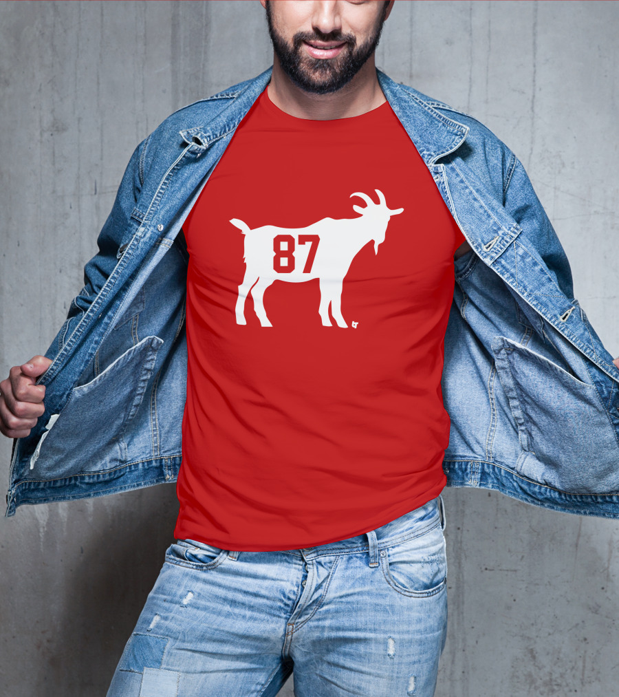 Travis Kelce GOAT 87 Football Legend T-Shirt