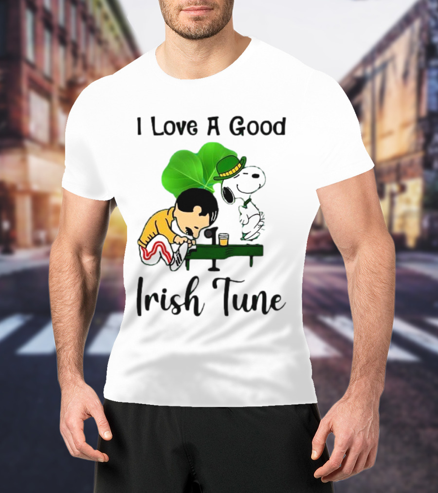 I Love A Good Irish Tune St Patrick Day Snoopy Piano Shamrock T-Shirt