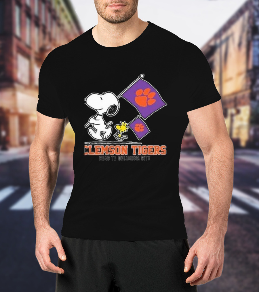 Snoopy And Woodstock Clemson Tigers Journey To Oklahoma City With Paw Flags T-Shirt