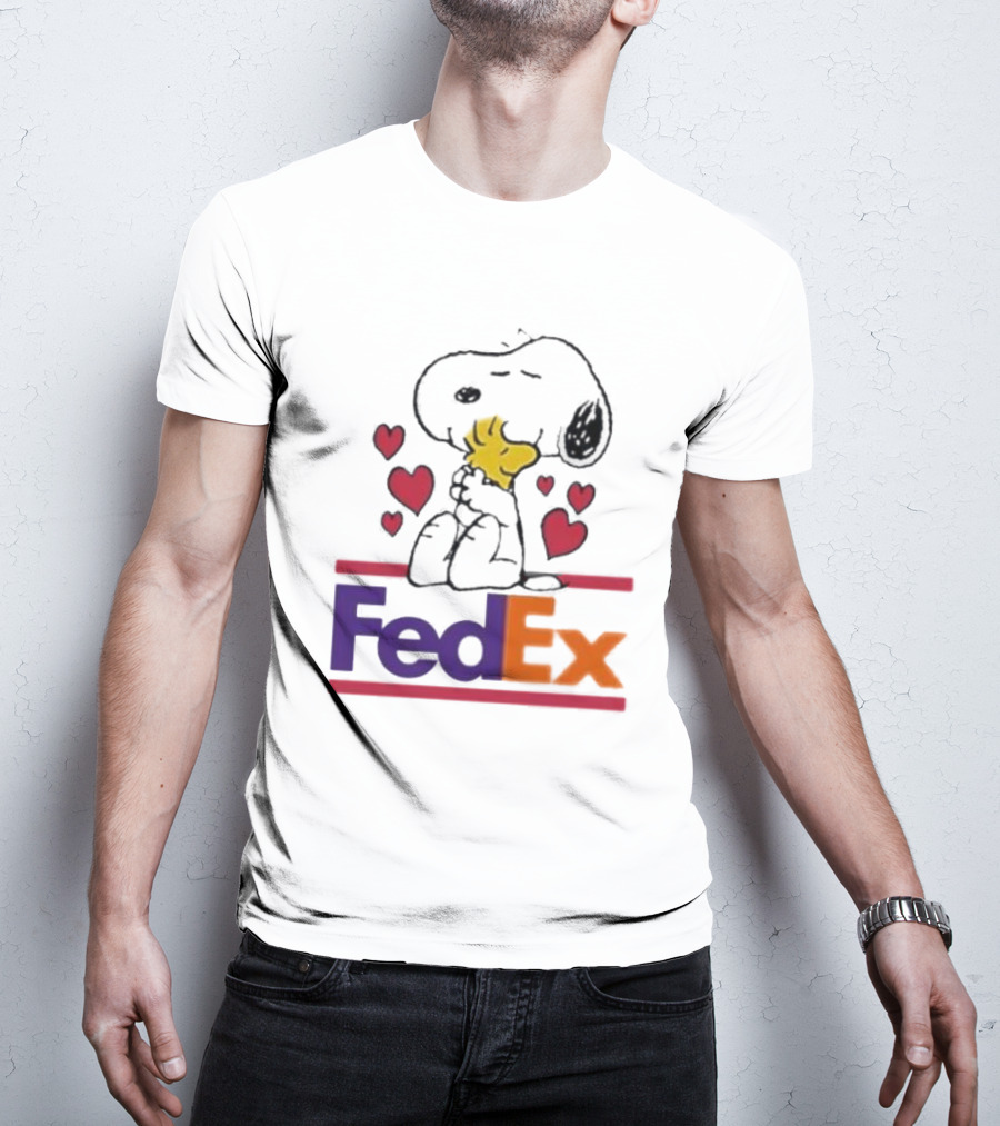 Snoopy Woodstock Hugs Hearts FedEx T-Shirt