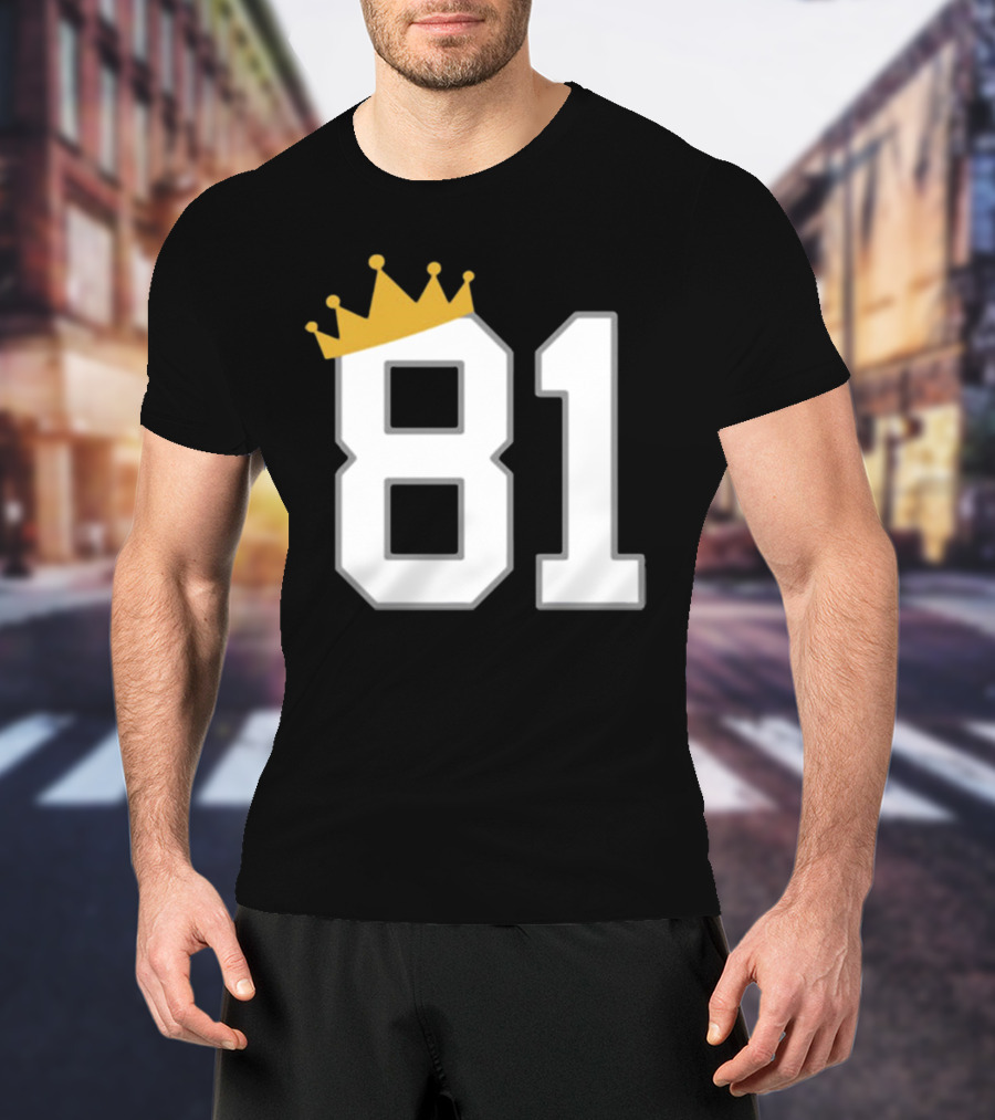 Luis Gil 81 King Iconic Number T-Shirt