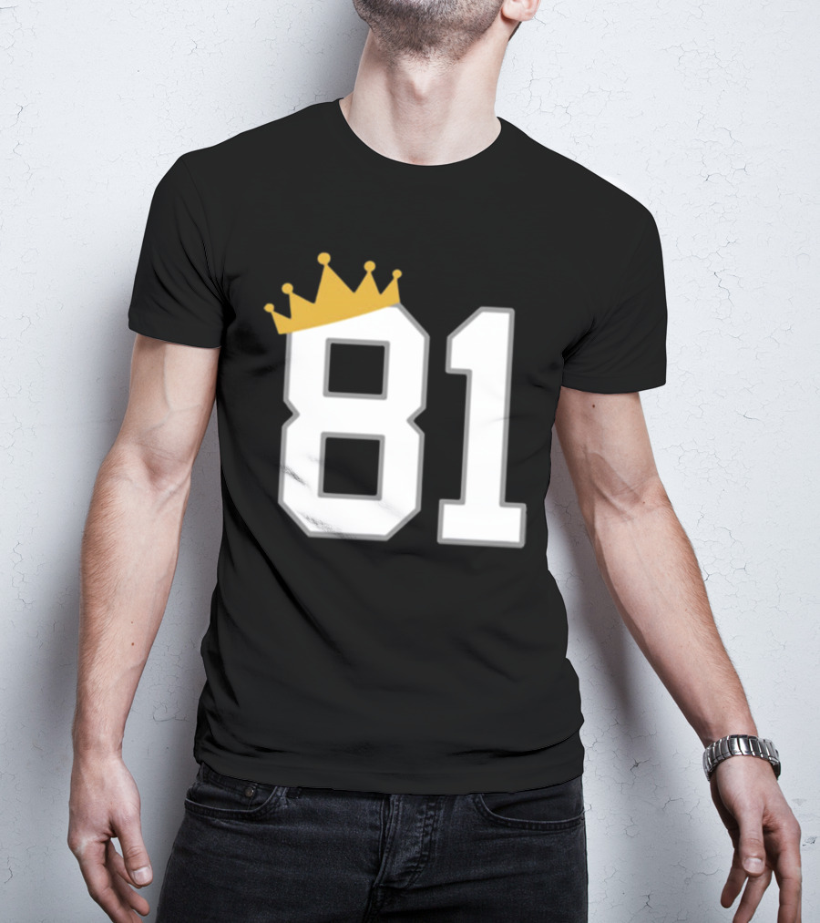 Luis Gil 81 King Iconic Number T-Shirt