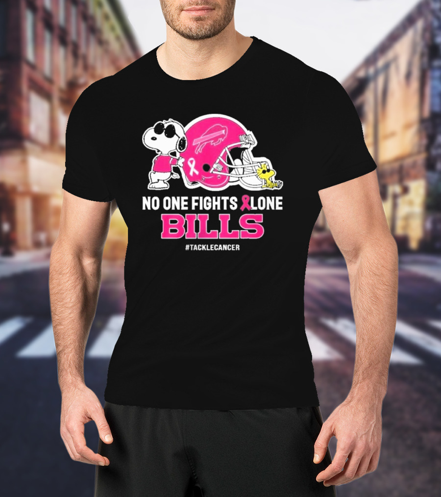 Snoopy And Woodstock No One Fights Alone Buffalo Bills #TackleCancer T-Shirt