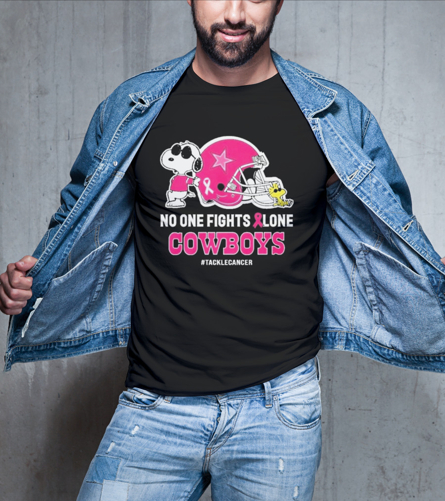 Snoopy And Woodstock No One Fights Alone Cowboys #TackleCancer T-Shirt