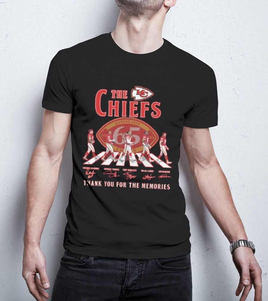 The Kansas City Chiefs 65 Years Thank You For The Memories Patrick Mahomes Derrick Thomas Tony Gonzalez Willie Lanier Len Dawson Abbey Road Signatures T-Shirt