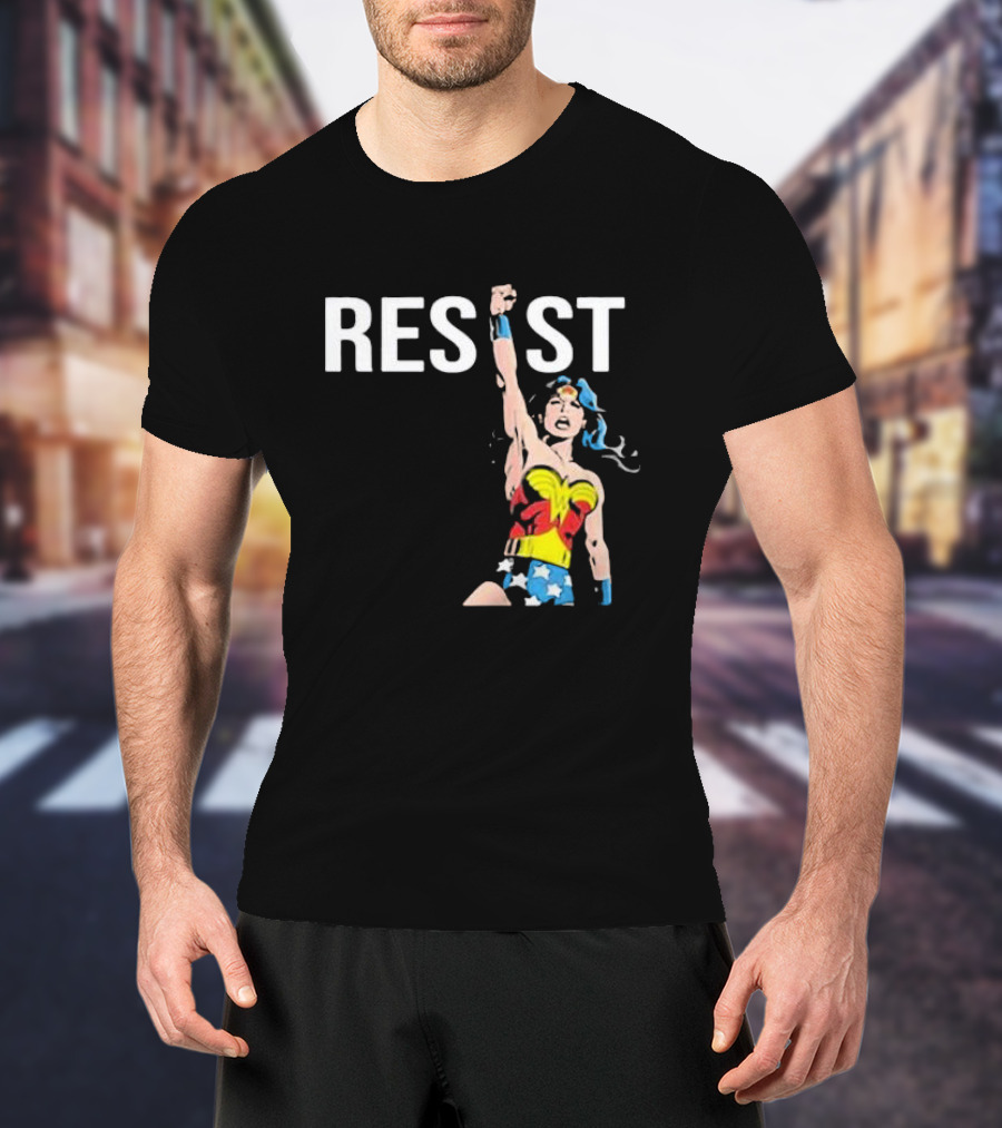 Wonder Woman Resist Power Iconic Fist Uplift T-Shirt