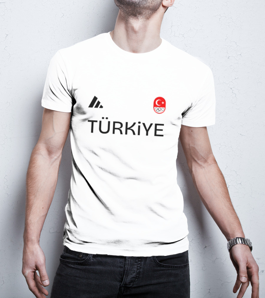 Türk Sporları Türkiye Olimpiyatları Bayrağı T-Shirt