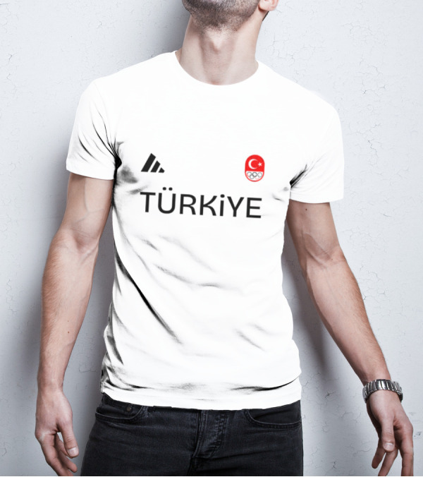 Türk Sporları Türkiye Olimpiyatları Bayrağı T-Shirt