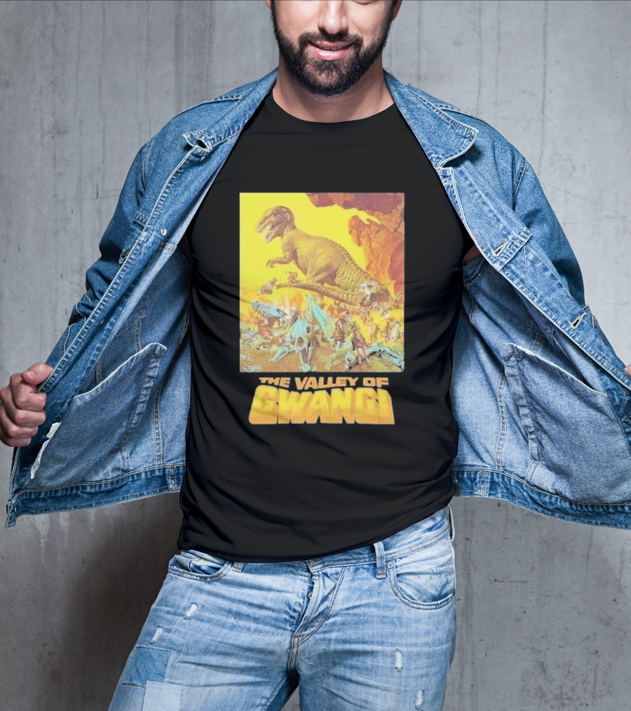 The Valley Of Gwangi Dinosaur Adventure Scene T-Shirt