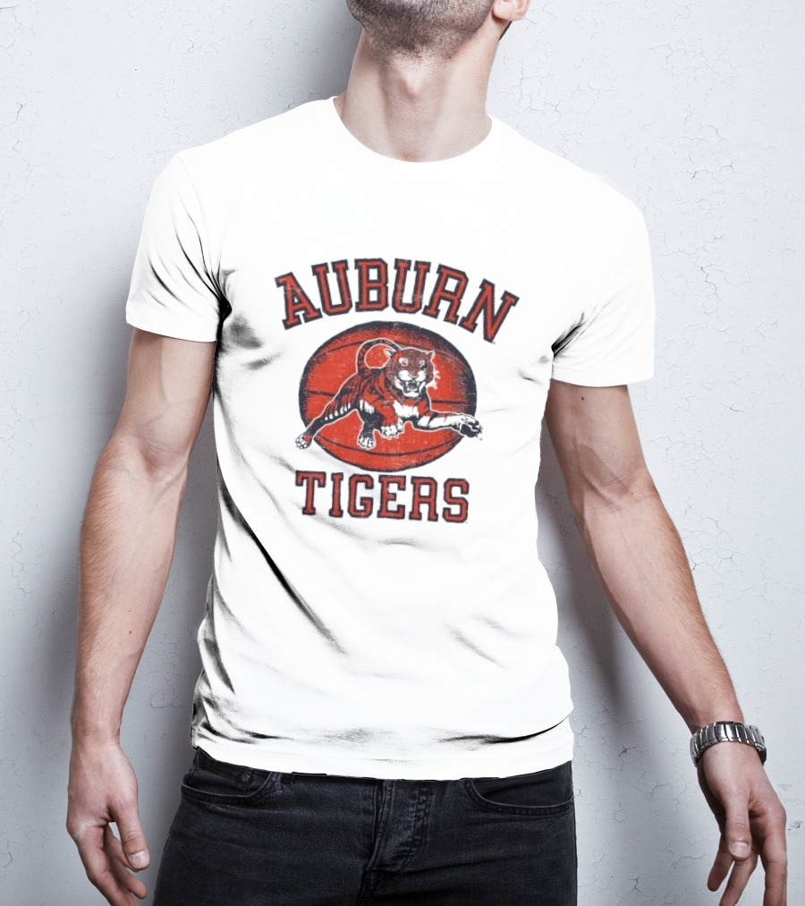 Auburn Tigers Vintage Basketball Tiger Ball T-Shirt