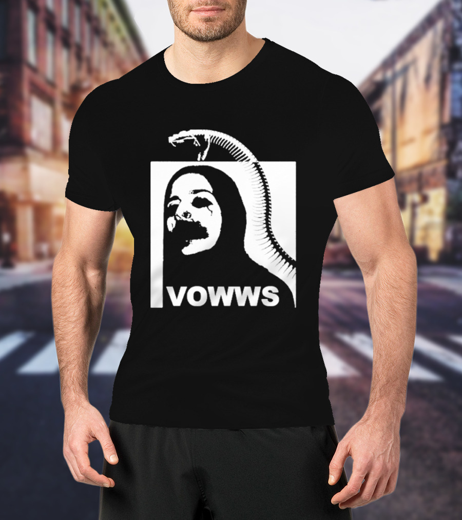 Vowws Snake Minimalist T-Shirt