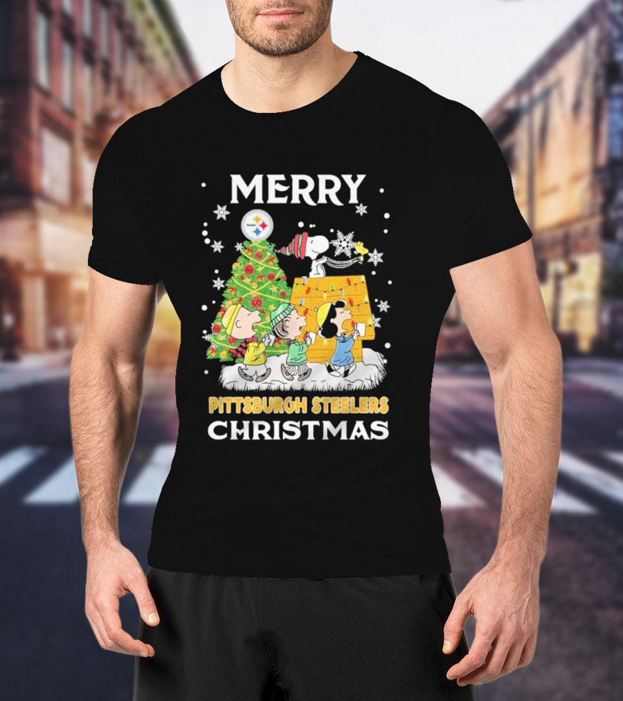 Merry Pittsburgh Steelers Christmas Peanuts Snoopy Holiday T-Shirt