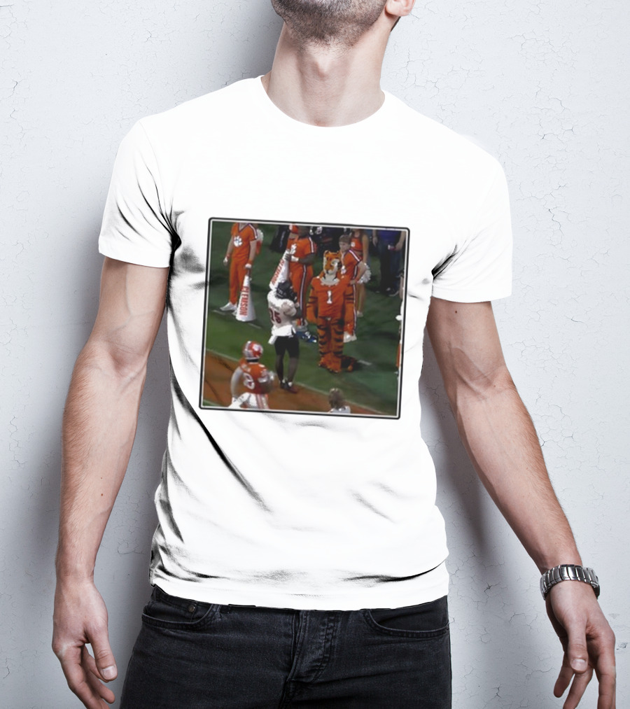 Louisville Victory Dance Night Night Celebration Against Clemson Tiger Mascot T-Shirt