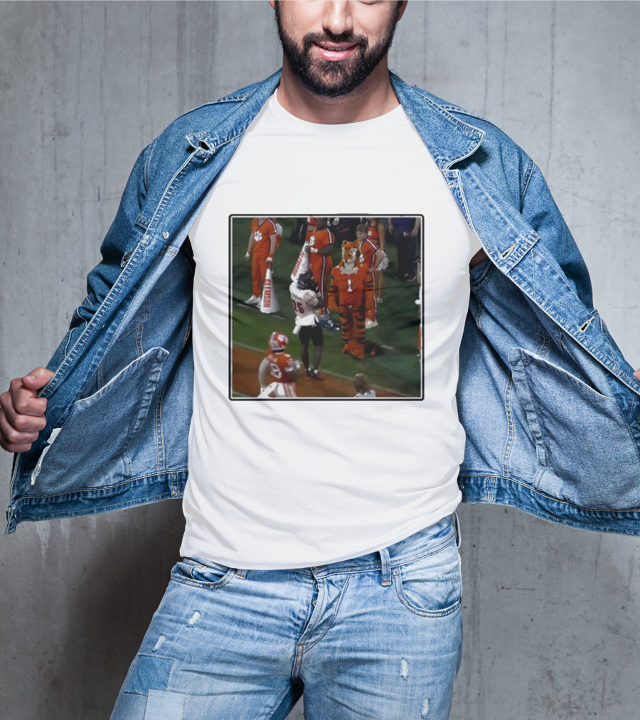 Louisville Victory Dance Night Night Celebration Against Clemson Tiger Mascot T-Shirt