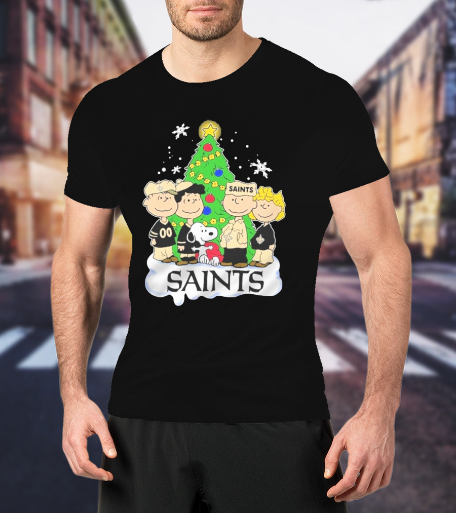 New Orleans Saints Snoopy Christmas Tree Peanuts Characters Snowflakes T-Shirt