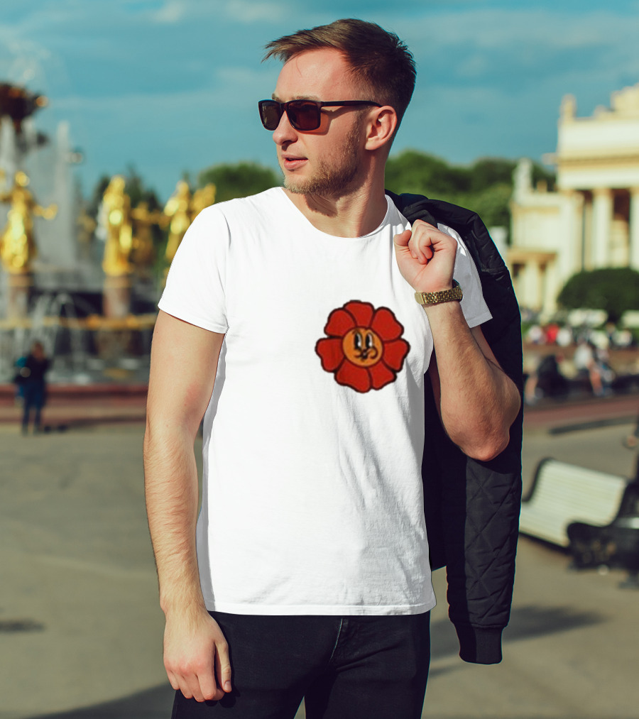 Ludwig Mogul Mogi Red Flower Cartoon Face T-Shirt