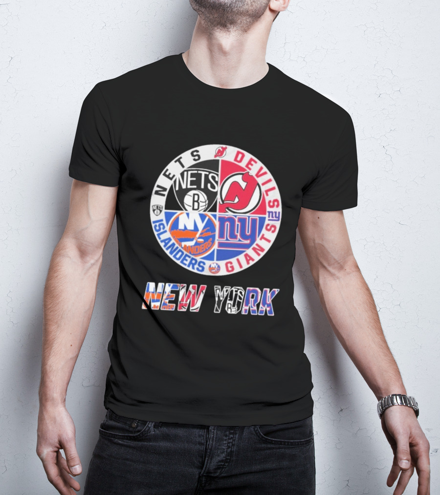 Brooklyn Nets New Jersey Devils New York Islanders New York Giants New York T-Shirt