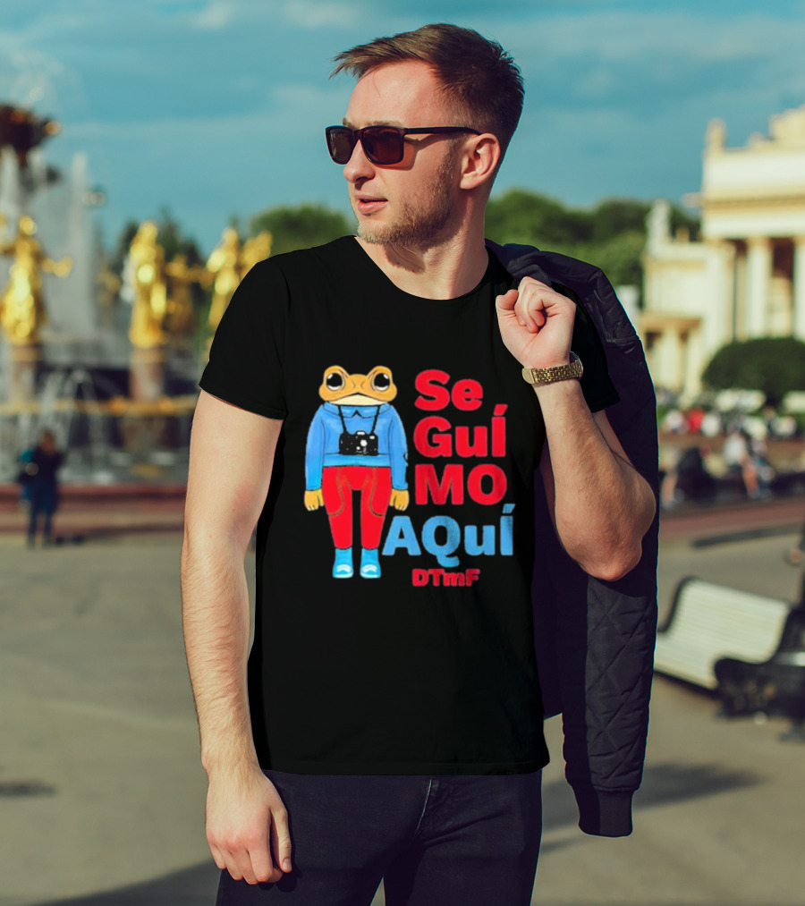 Se Guí Mo Aquí DTMF Frog With Camera T-Shirt