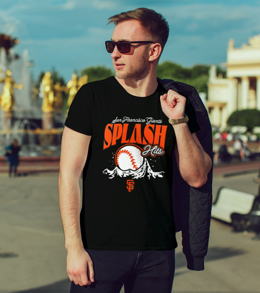 San Francisco Giants Splash Hits Baseball Waves And Number 9 T-Shirt