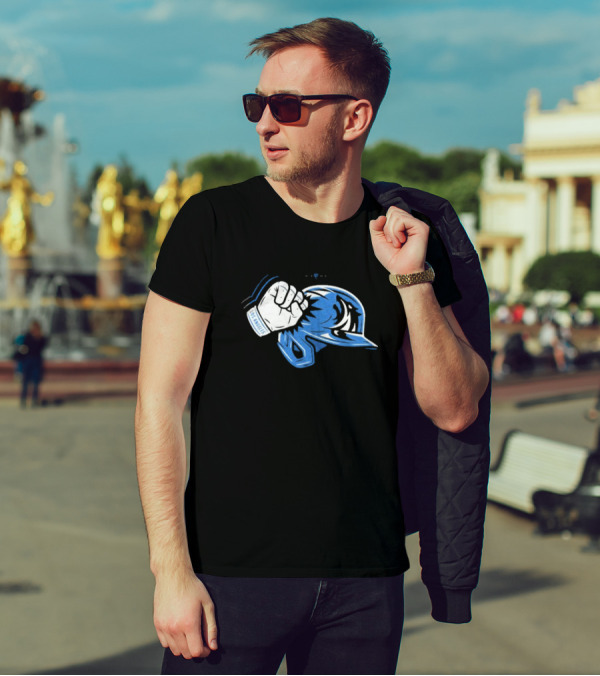 The Wolf Of Chavez Ravine Los Angeles Dodgers Fist Bump Helmet T-Shirt