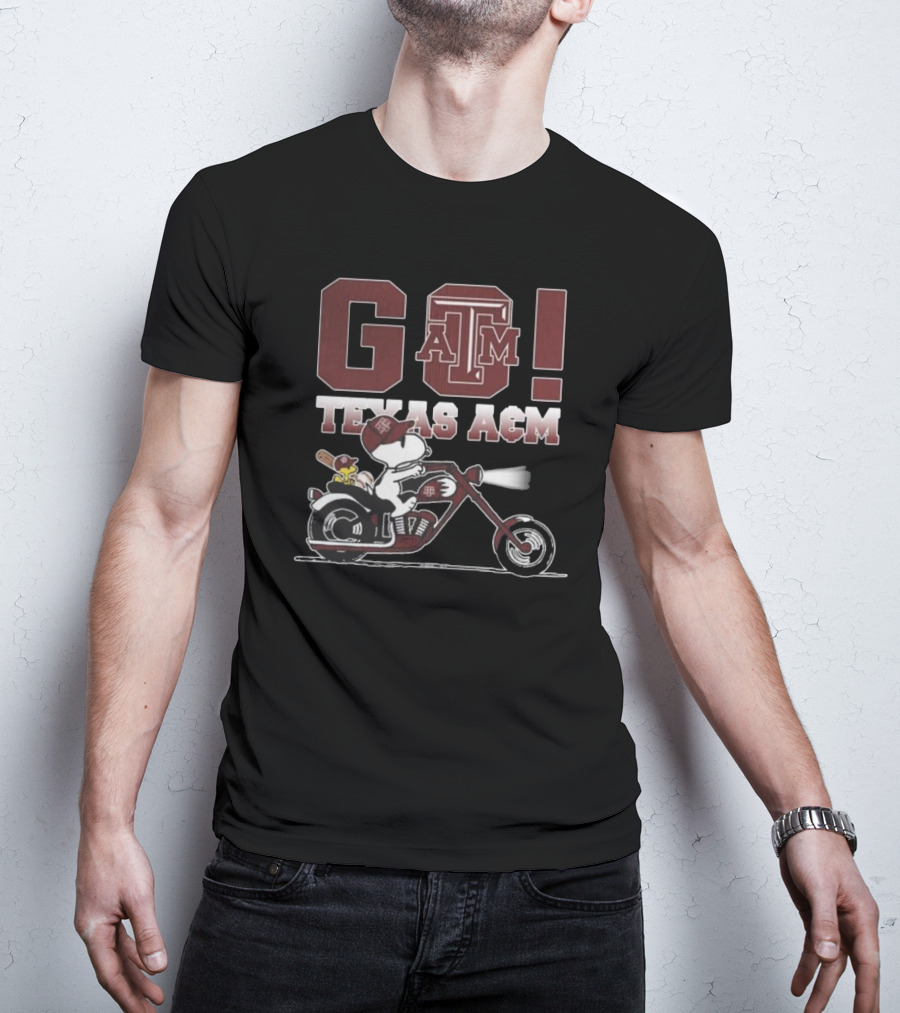 Texas A&M Aggies Snoopy Go Motorcycle Baseball Peanuts Collaboration T-Shirt