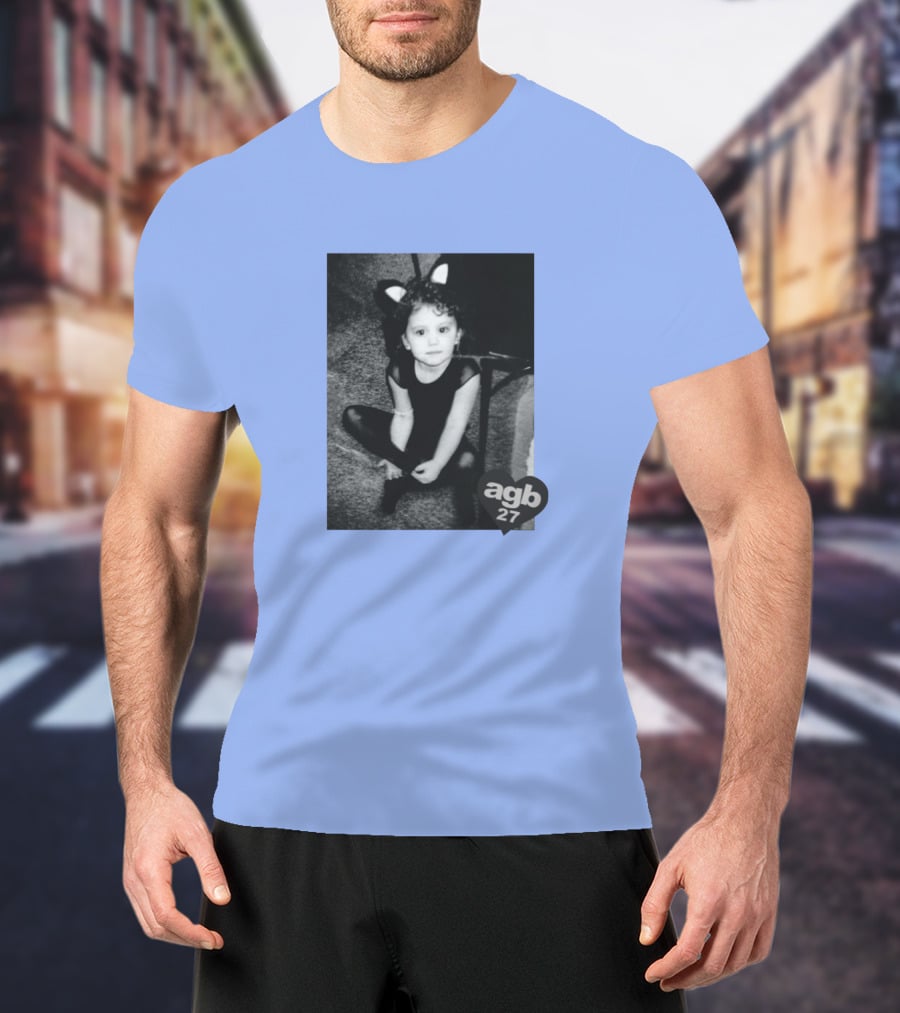 Agb 27 Vintage Style Cat Costume Photograph T-Shirt
