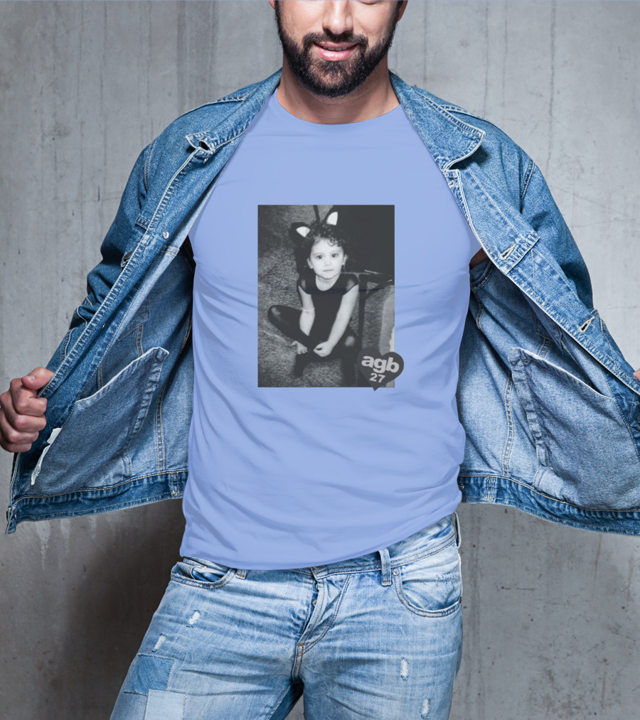 Agb 27 Vintage Style Cat Costume Photograph T-Shirt