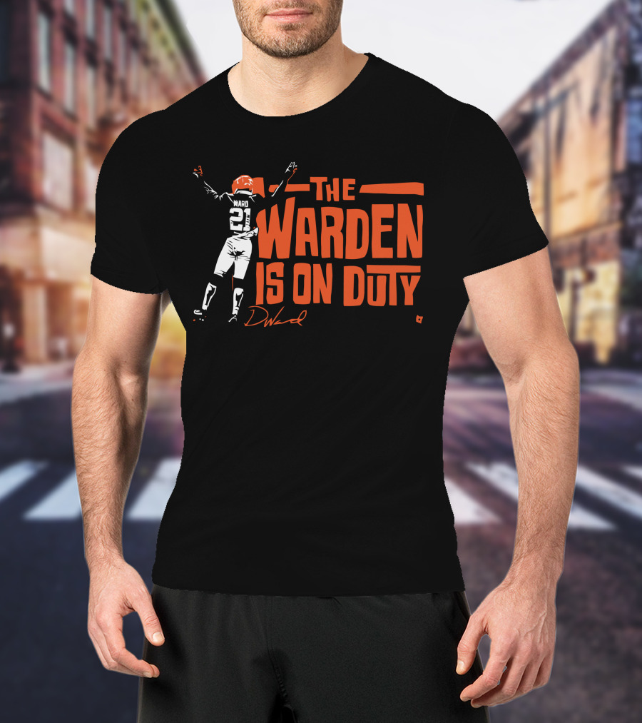 The Warden Denzel Ward Is On Duty 21 Signature Football T-Shirt