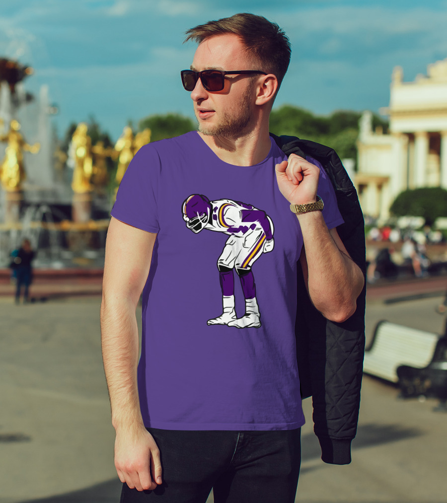 Randy Moss Minnesota Vikings Iconic Mooning T-Shirt