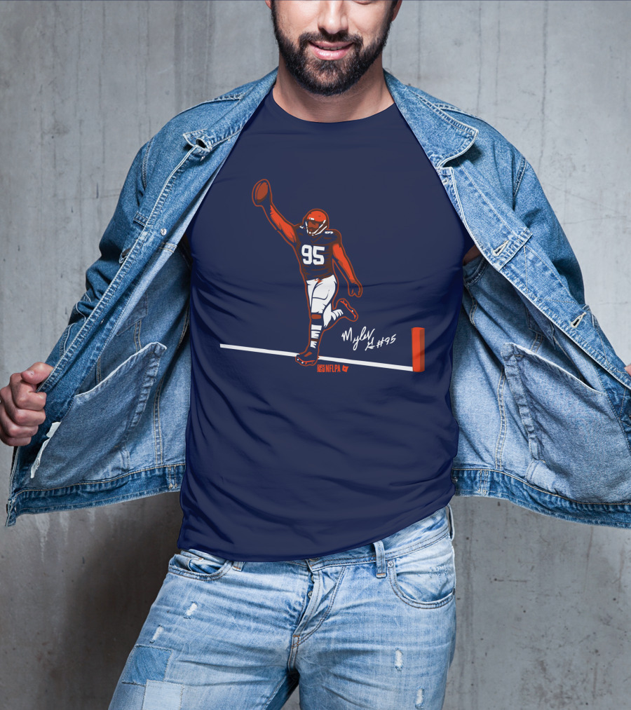 Myles Garrett Flash For Six NFLPA Browns #95 T-Shirt