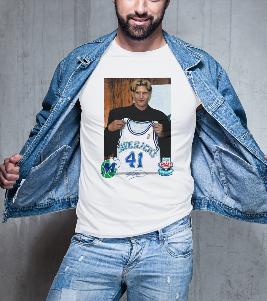 Dirk Nowitzki Mavericks NBA Draft Vancouver June 24 1998 T-Shirt