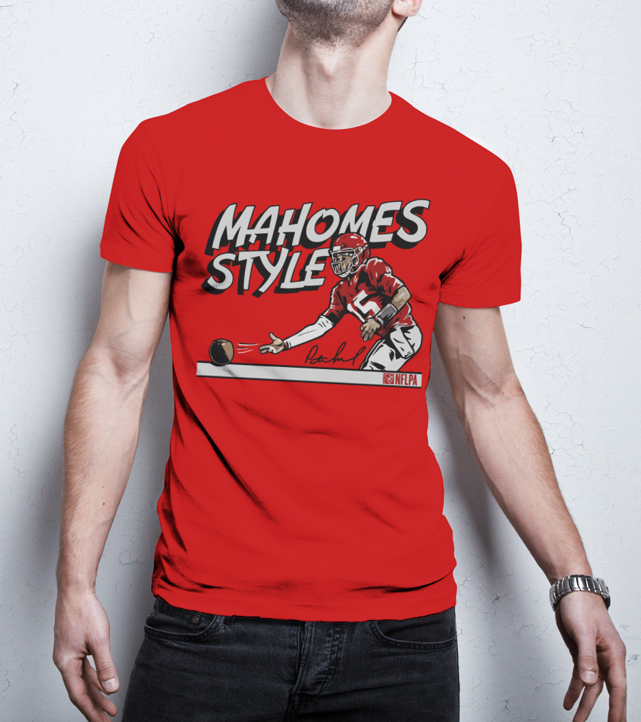 MAHOMES STYLE NFLPA Football Quarterback Signature T-Shirt