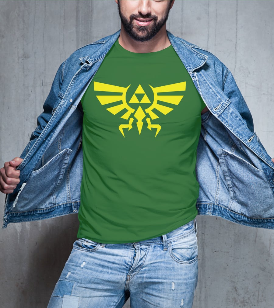 Triforce Hylian Crest And Cargo Shorts T-Shirt