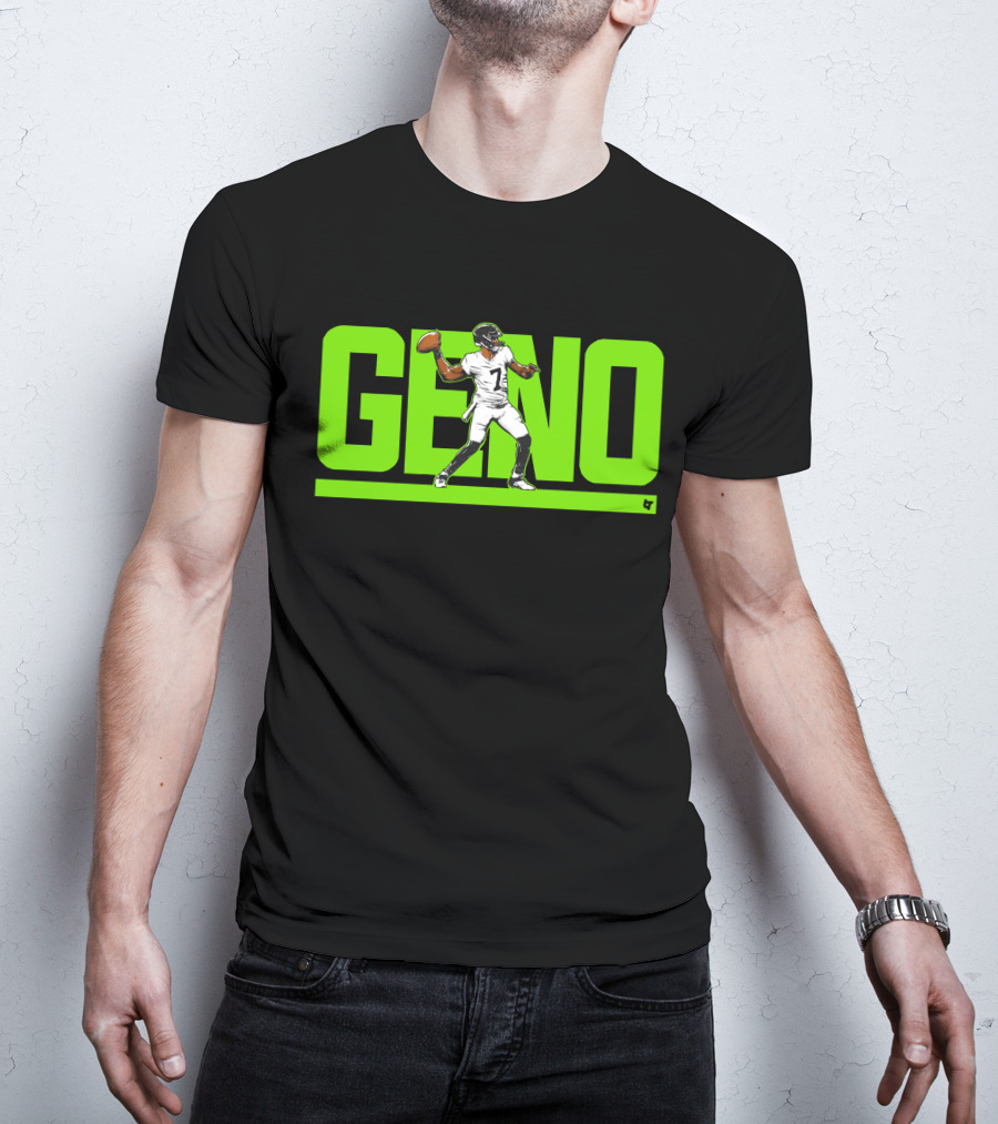 Geno Smith Football Player Throwing Quarterback Action T-Shirt