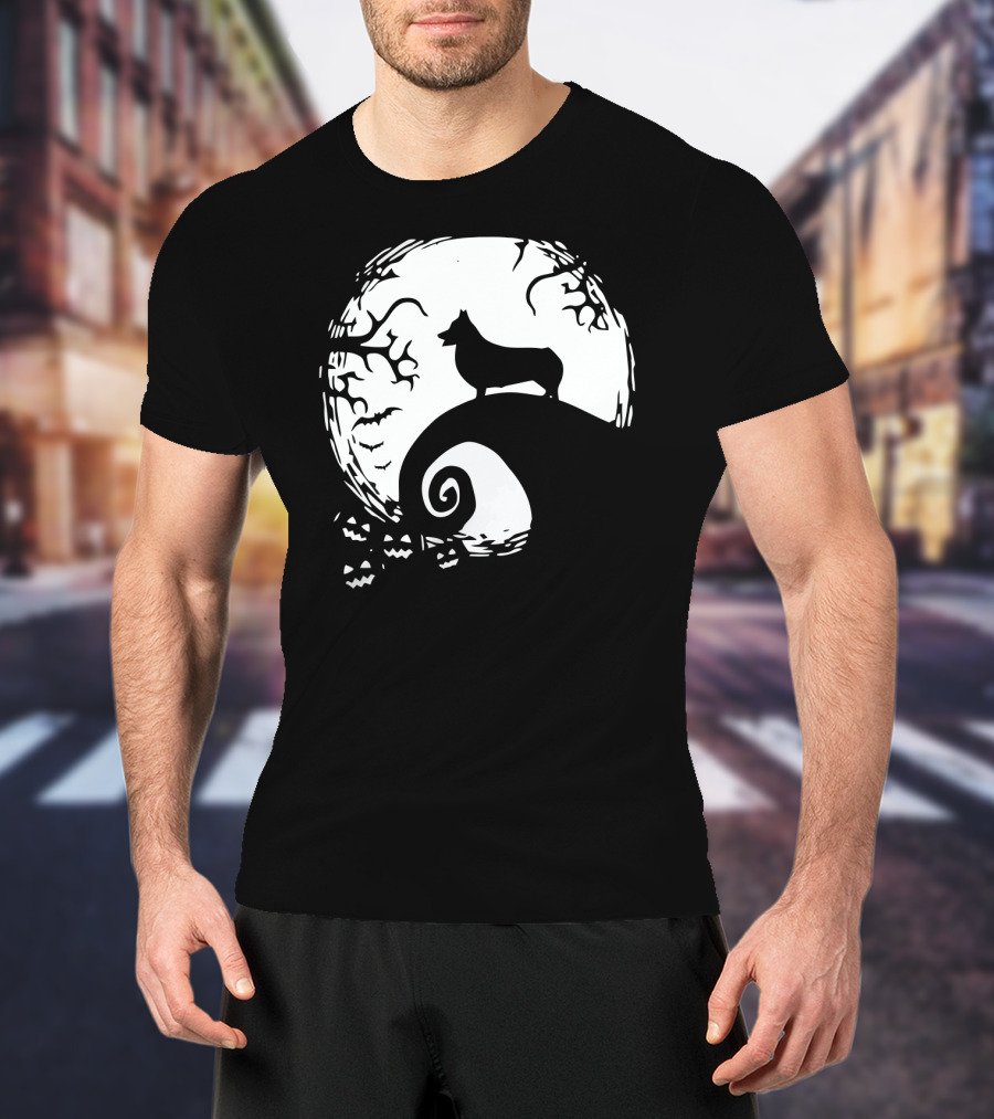 Corgi Howls At Halloween Moon With Jack O'Lanterns T-Shirt