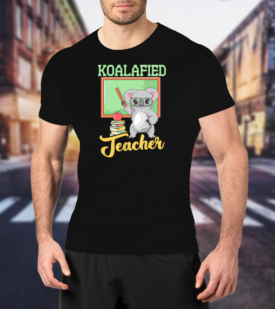 Koalafied Teacher Back To School Funny Koala Teacher Pun With Books And Blackboard T-Shirt