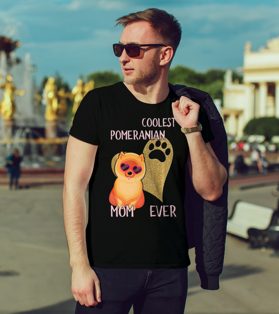 Coolest Pomeranian Mom Ever With Heart Paw Print And Sunglasses T-Shirt